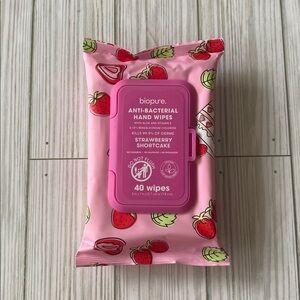 3/$10  biopure. AntiBac *STRAWBERRY SHORTCAKE*  40 count